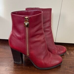 Chic Michael Kors Burgundy Leather Heeled Boots